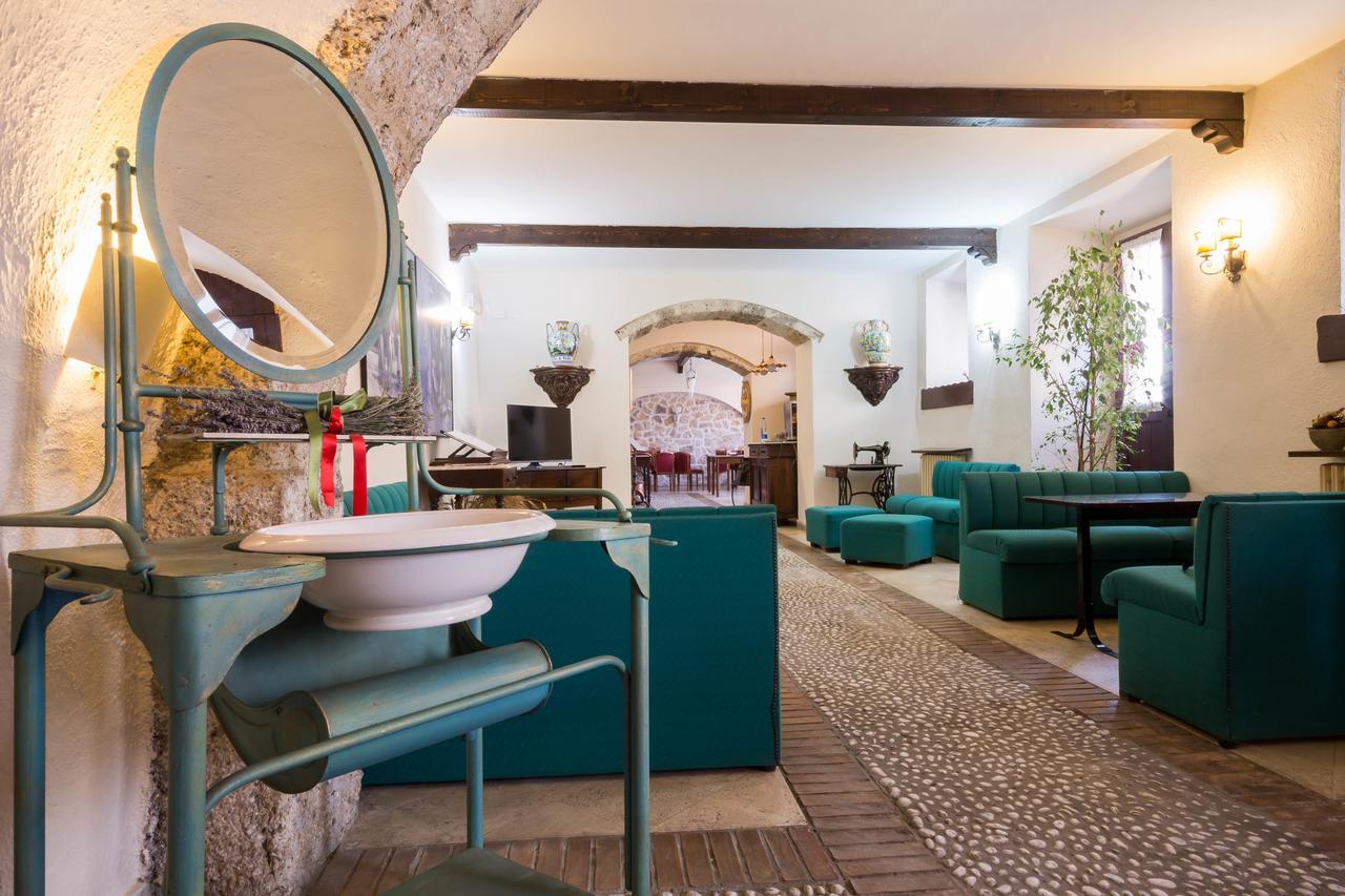 Hotel Alle Vecchie Arcate Пескассероли Экстерьер фото