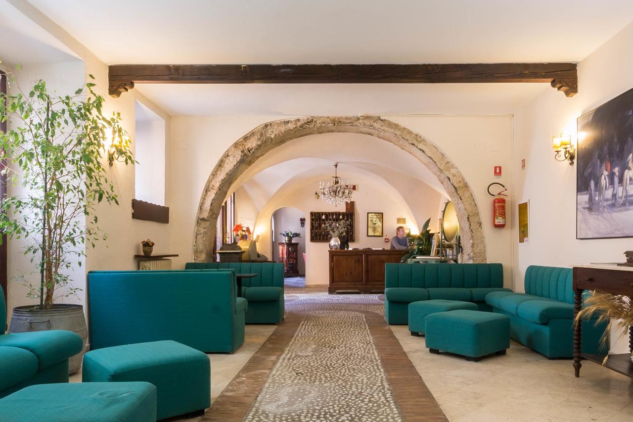 Hotel Alle Vecchie Arcate Пескассероли Экстерьер фото
